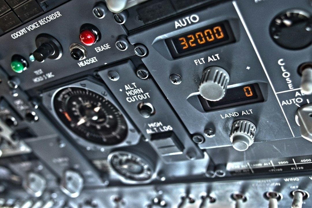 Gros plan sur les instruments de navigation d